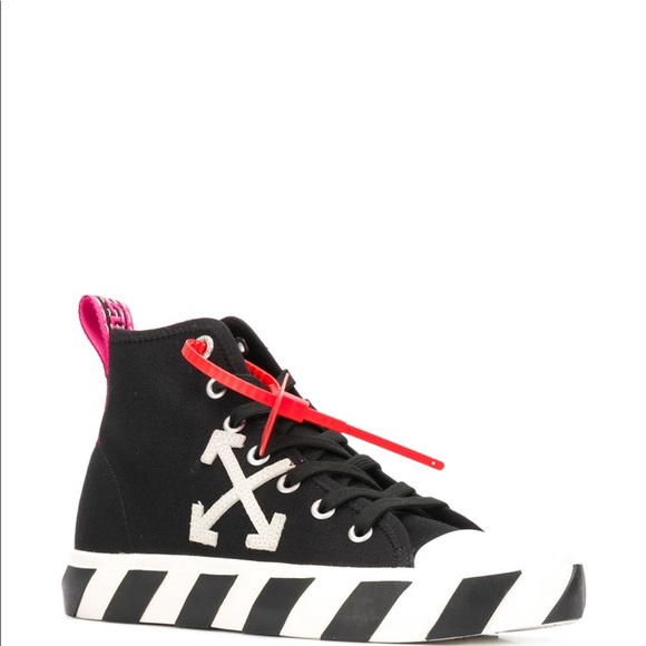 Off-White Shoes - Off white Sneakers